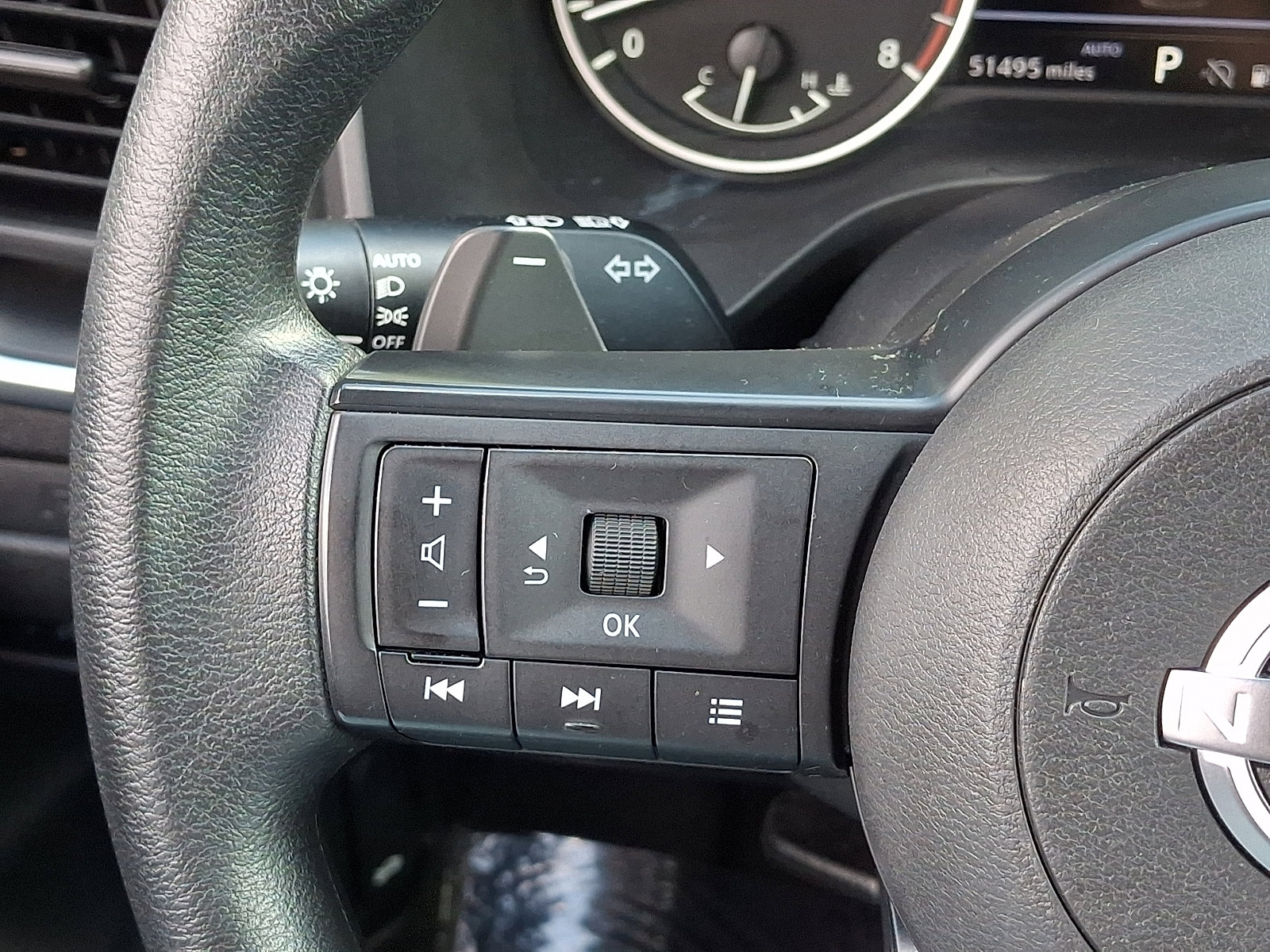 Used 2024 Nissan Rogue S image 21