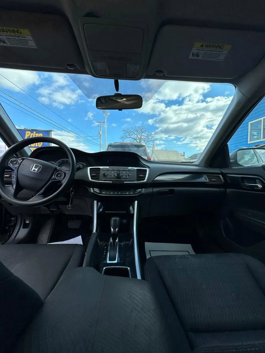 Used 2017 Honda Accord LX image 12