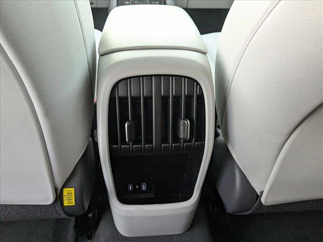 Used 2025 Hyundai Kona SEL FWD image 17