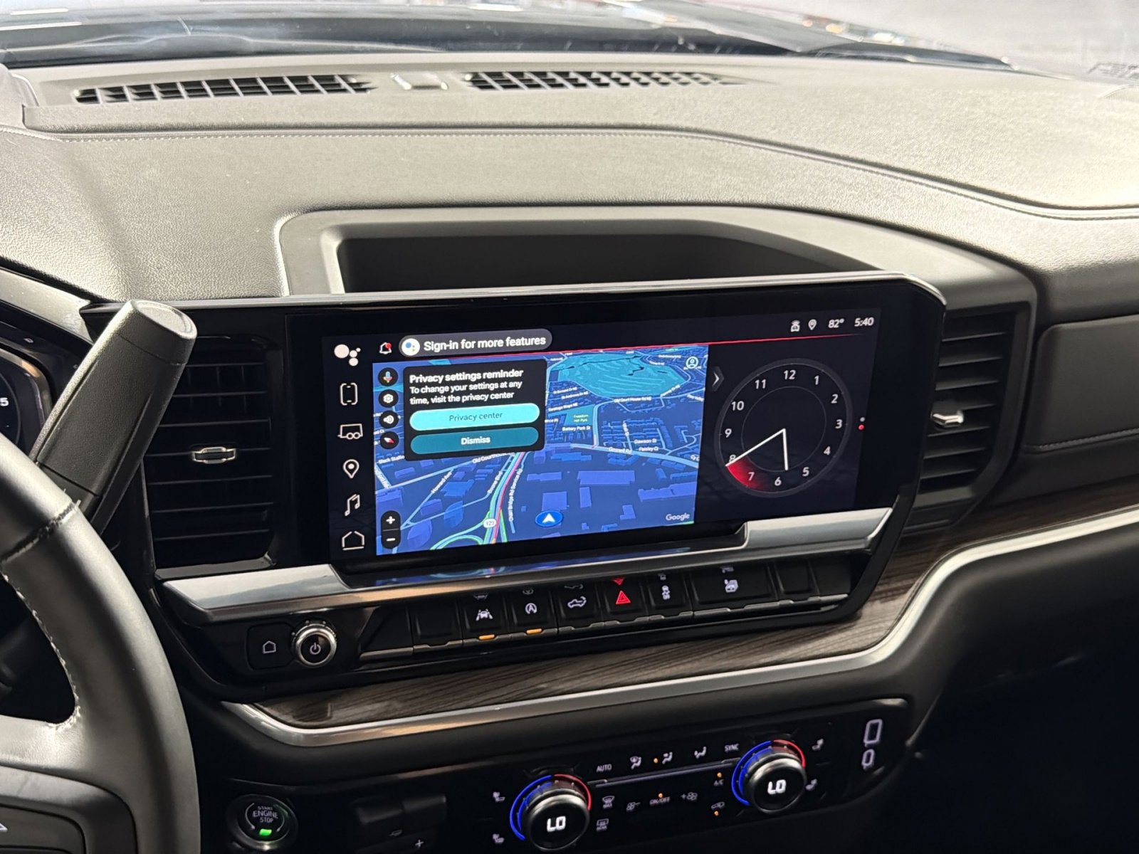 Used 2025 GMC Sierra 1500 Elevation image 20