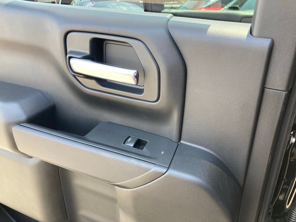New 2026 Chevrolet Silverado 1500 Custom w/ Turbomax Blackout Package AWD/4WD image 22