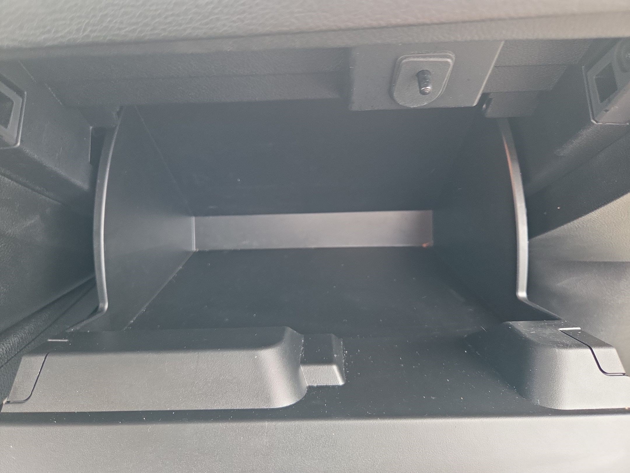 Used 2020 Jeep Renegade Sport w/ UConnect 7.0 Group FWD image 29