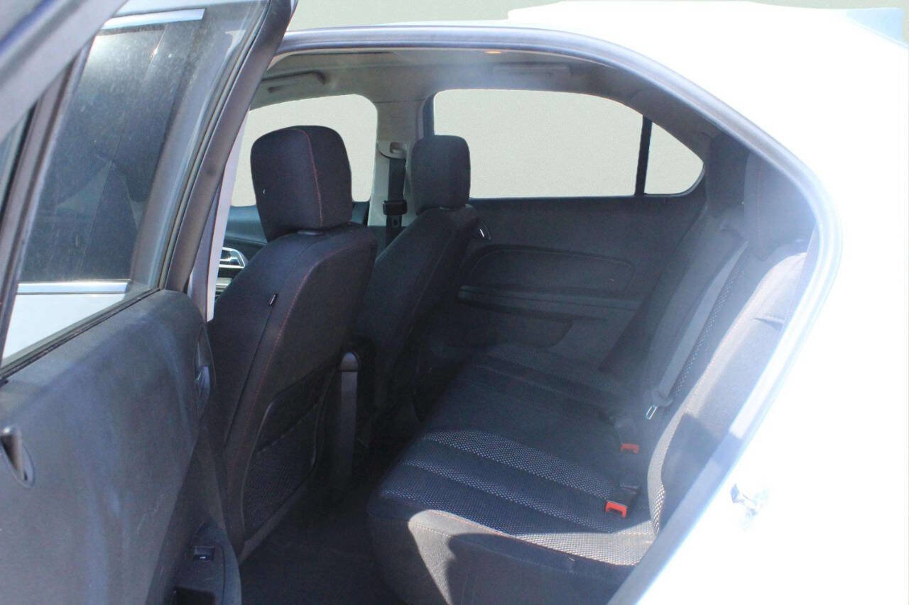 Used 2015 Chevrolet Equinox LT w/ Driver Convenience Package image 6