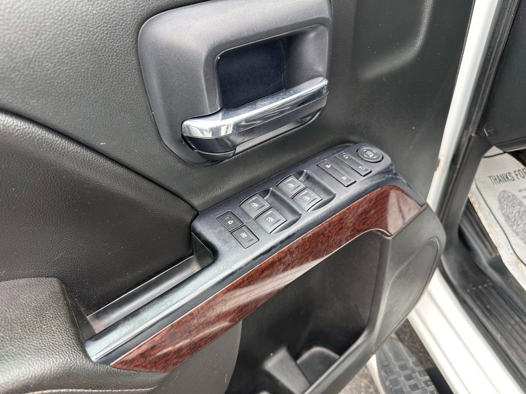 Used 2018 GMC Sierra 2500 SLE w/ Snow Plow Prep Package image 12