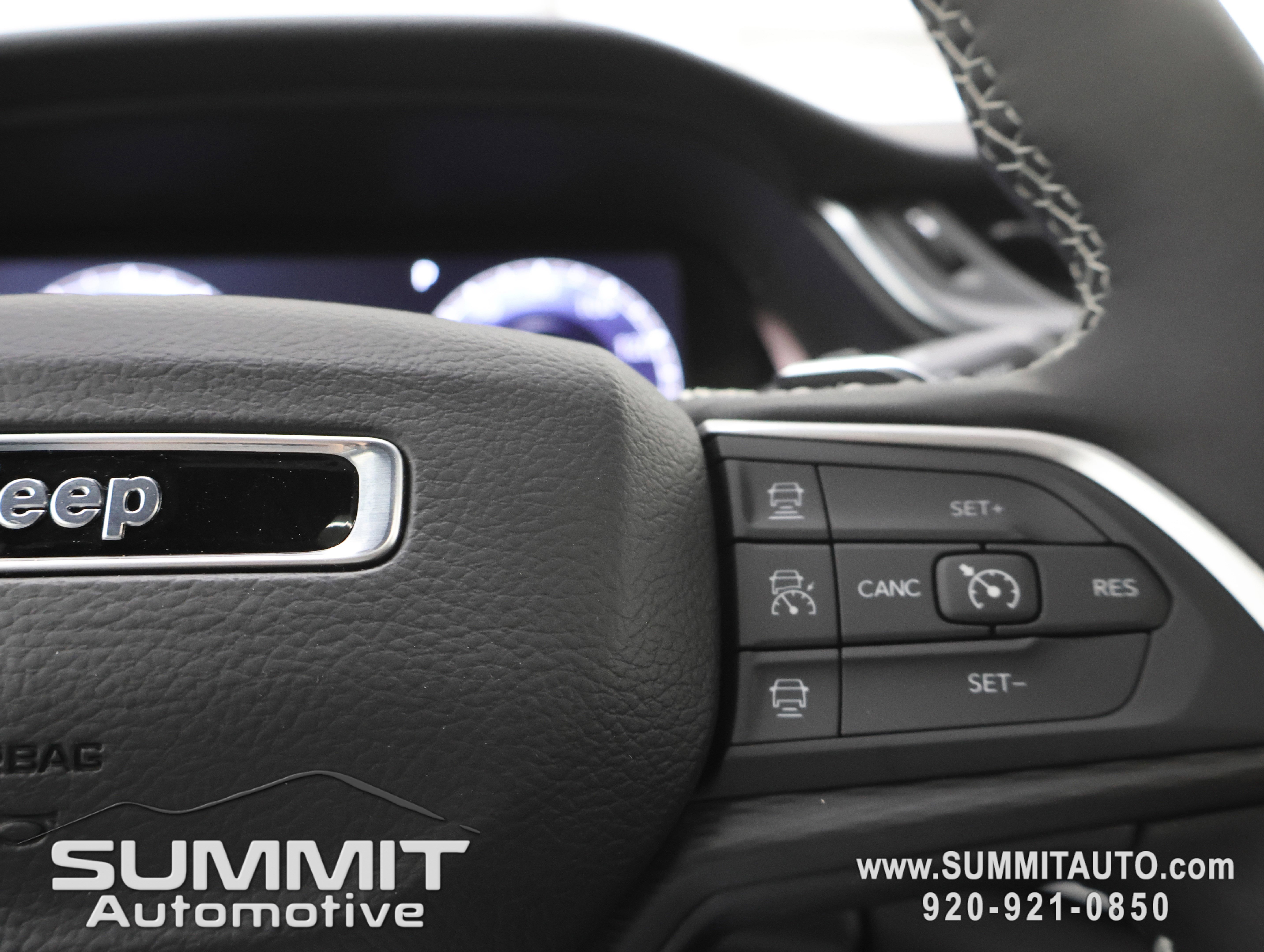 New 2026 Jeep Grand Cherokee Laredo X image 15