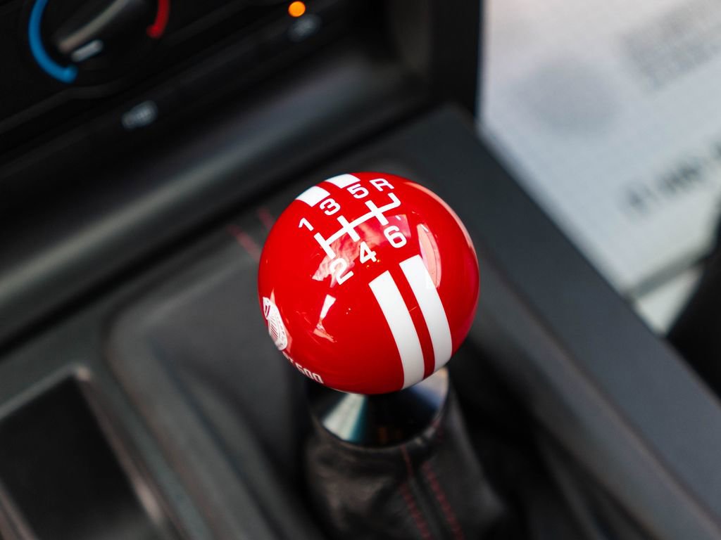 Used 2008 Ford Mustang Shelby GT500 RWD image 30