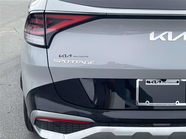 Certified 2024 Kia Sportage SX image 16