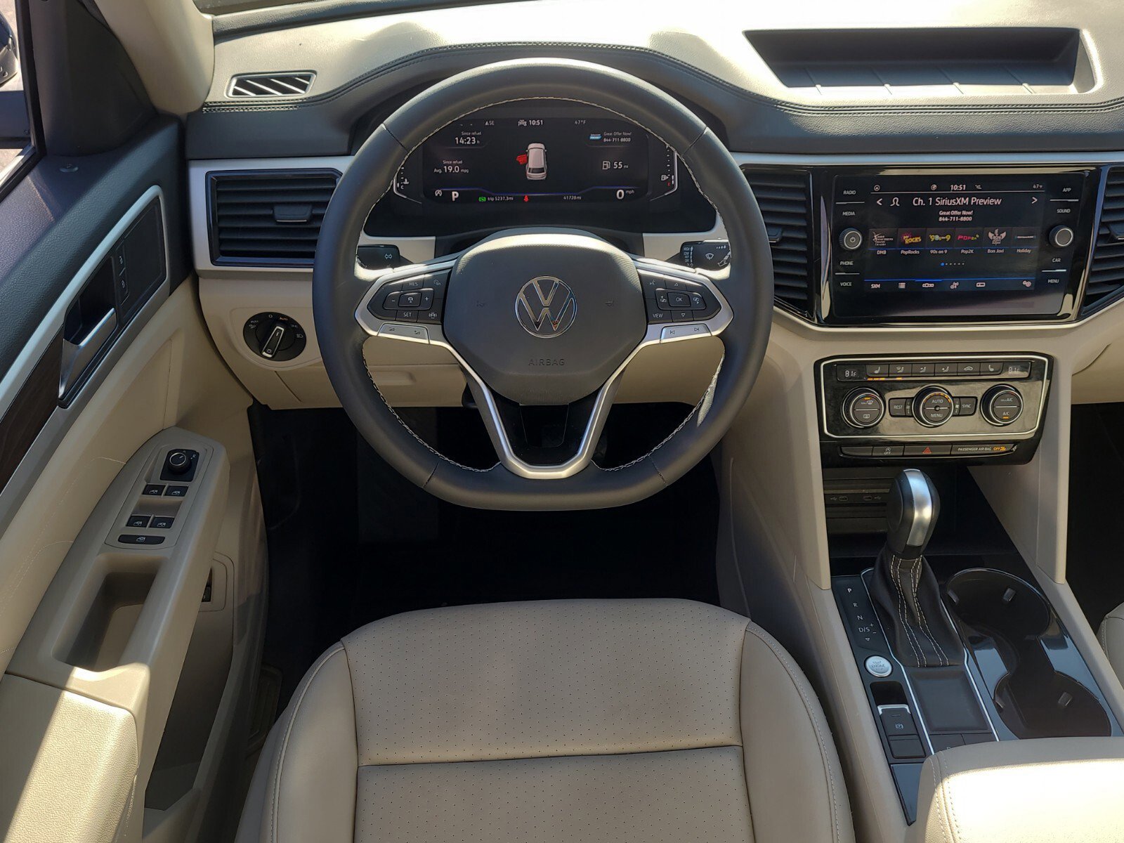 Used 2023 Volkswagen Atlas SE image 13