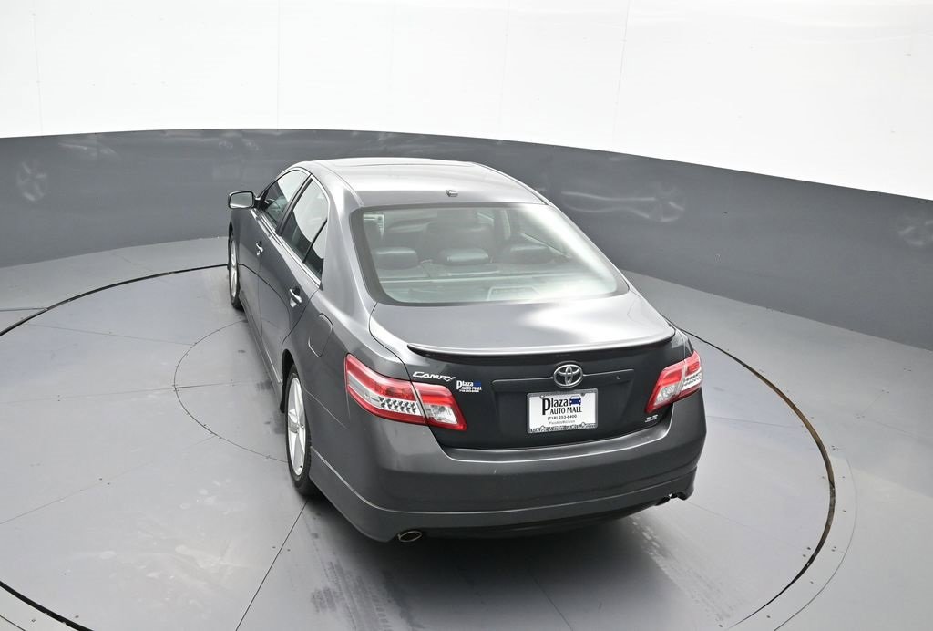 Used 2011 Toyota Camry SE image 34