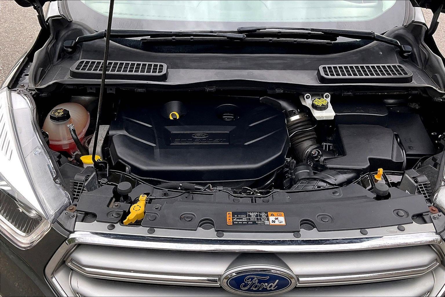 Used 2017 Ford Escape SE w/ Equipment Group 201A AWD/4WD image 9