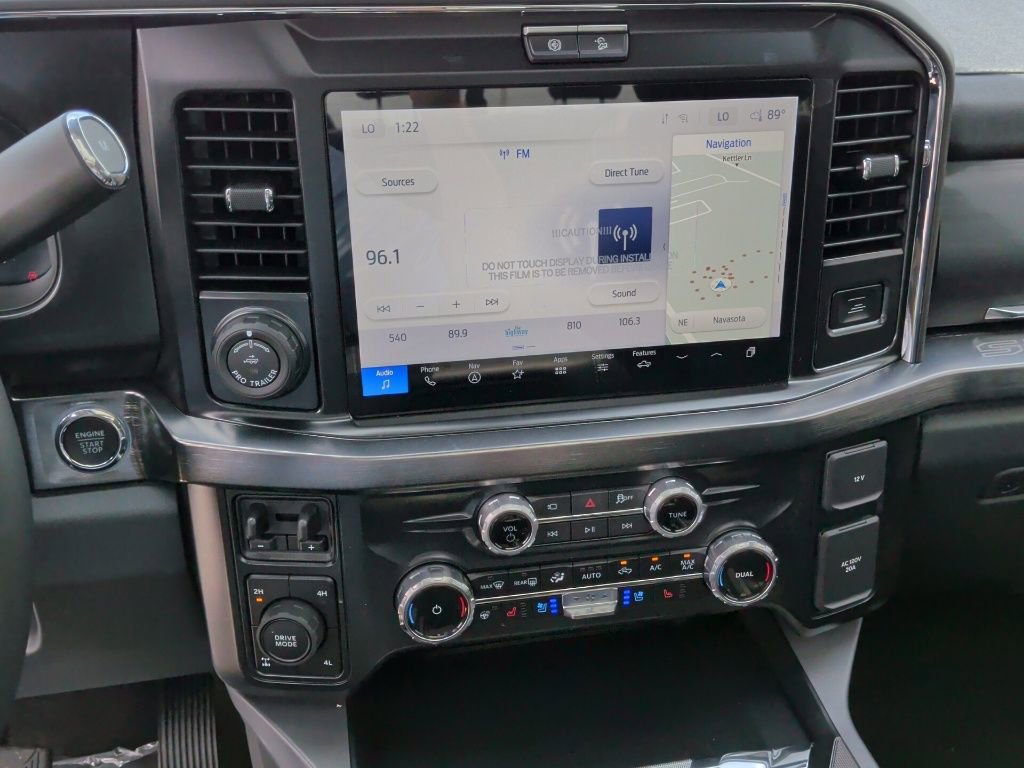 New 2026 Ford F250 Lariat w/ Black Appearance Package image 25