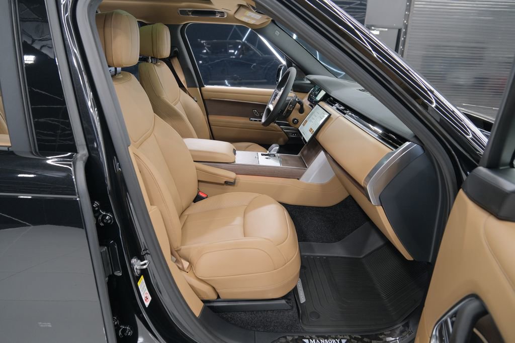 Used 2026 Land Rover Range Rover Long Wheelbase SE image 46