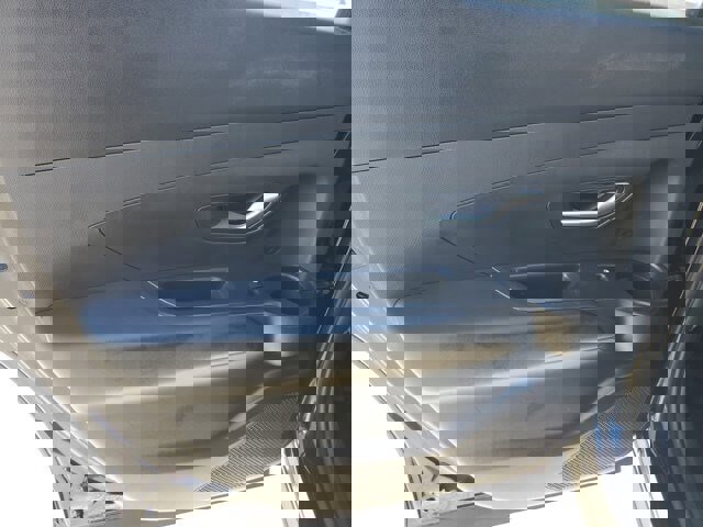 Used 2022 Hyundai Santa Cruz SEL image 17