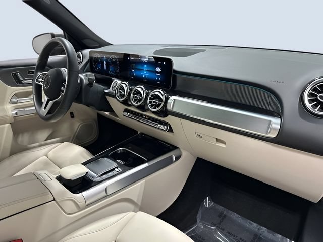 Used 2021 Mercedes-Benz GLB 250 4MATIC image 12