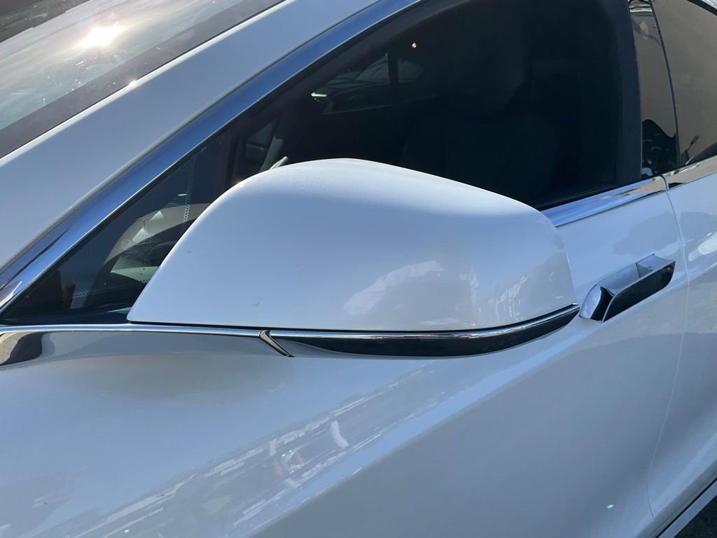 Used 2017 Tesla Model S 75 RWD image 87