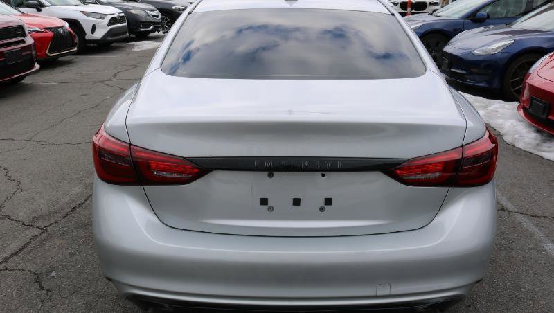 Used 2018 INFINITI Q50 Luxe w/ Essential Package (3.0T Luxe) image 5