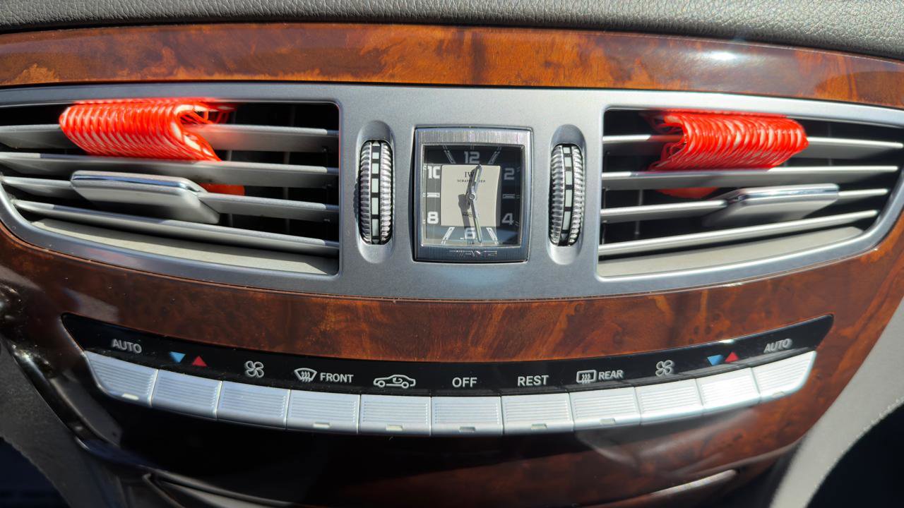 Used 2008 Mercedes-Benz CL 63 AMG 2dr Cpe 6.3L V8 AMG w/ P2 Premium Pkg II image 33