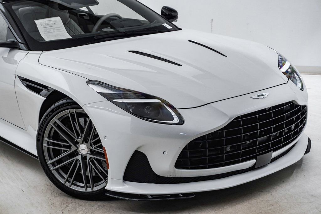 Used 2024 Aston Martin DB12 Coupe RWD image 14