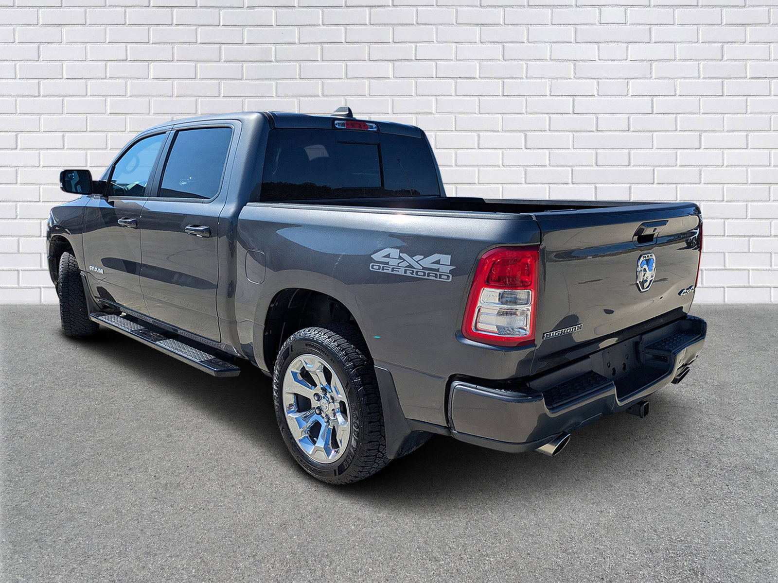 Used 2020 RAM 1500 Big Horn image 3