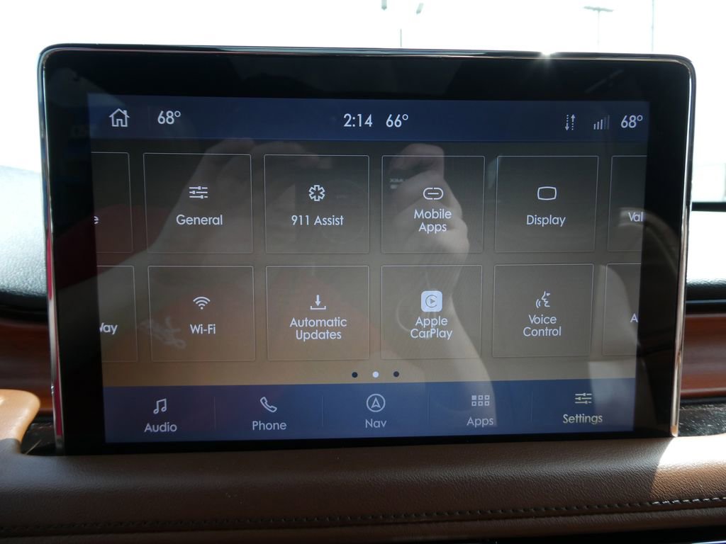 Used 2020 Lincoln Aviator Reserve w/ Equipment Group 202A AWD/4WD image 35