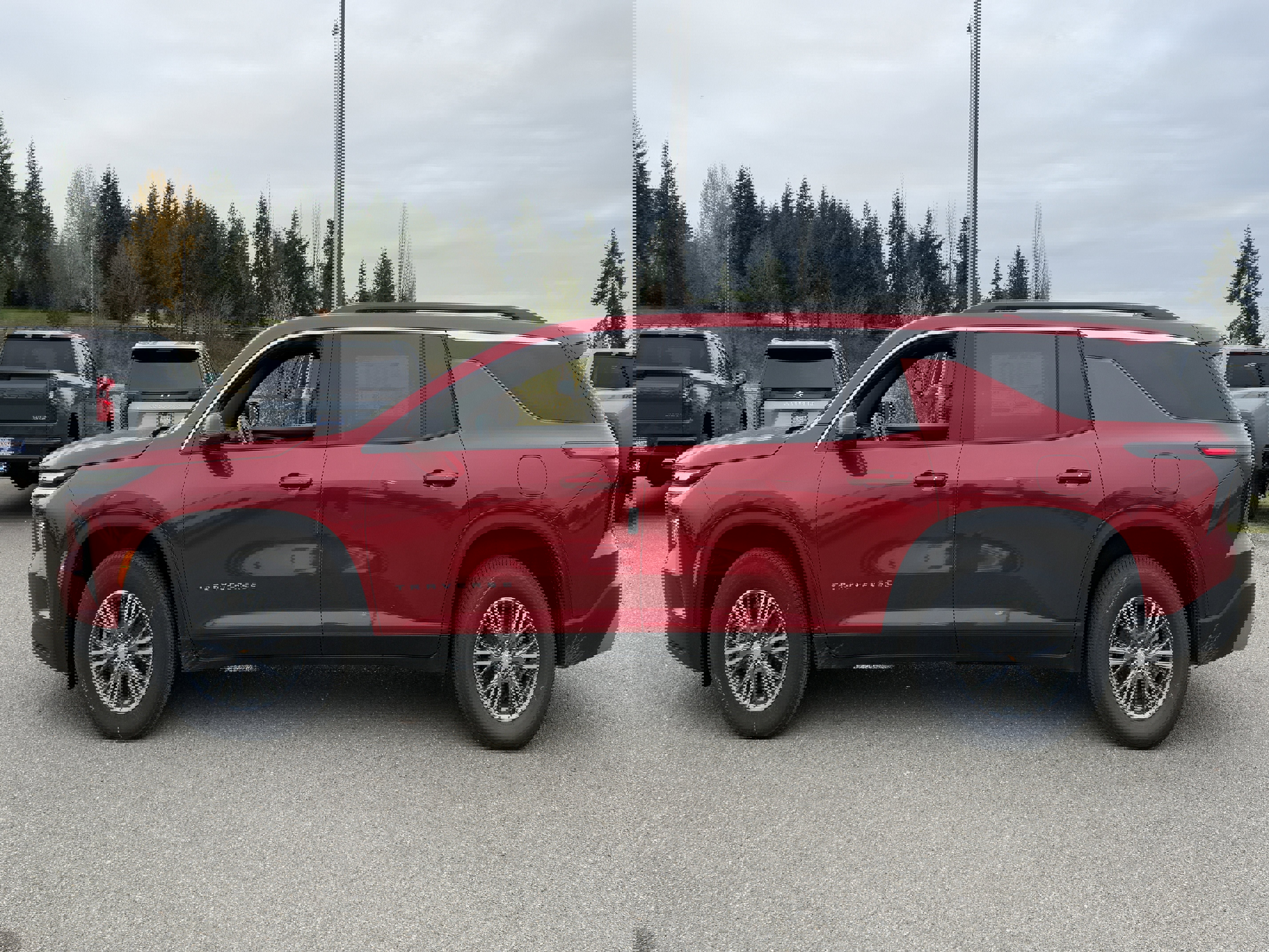 New 2025 Chevrolet Traverse LT image 2