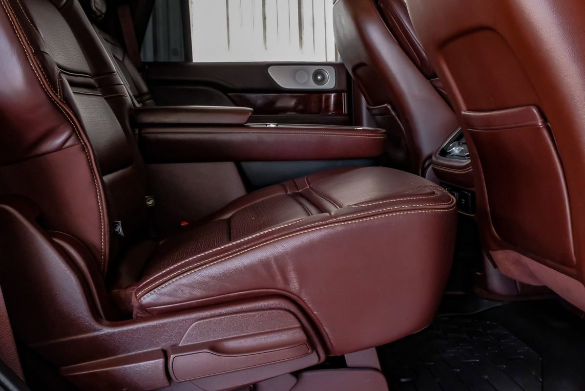 Used 2018 Lincoln Navigator Black Label image 34