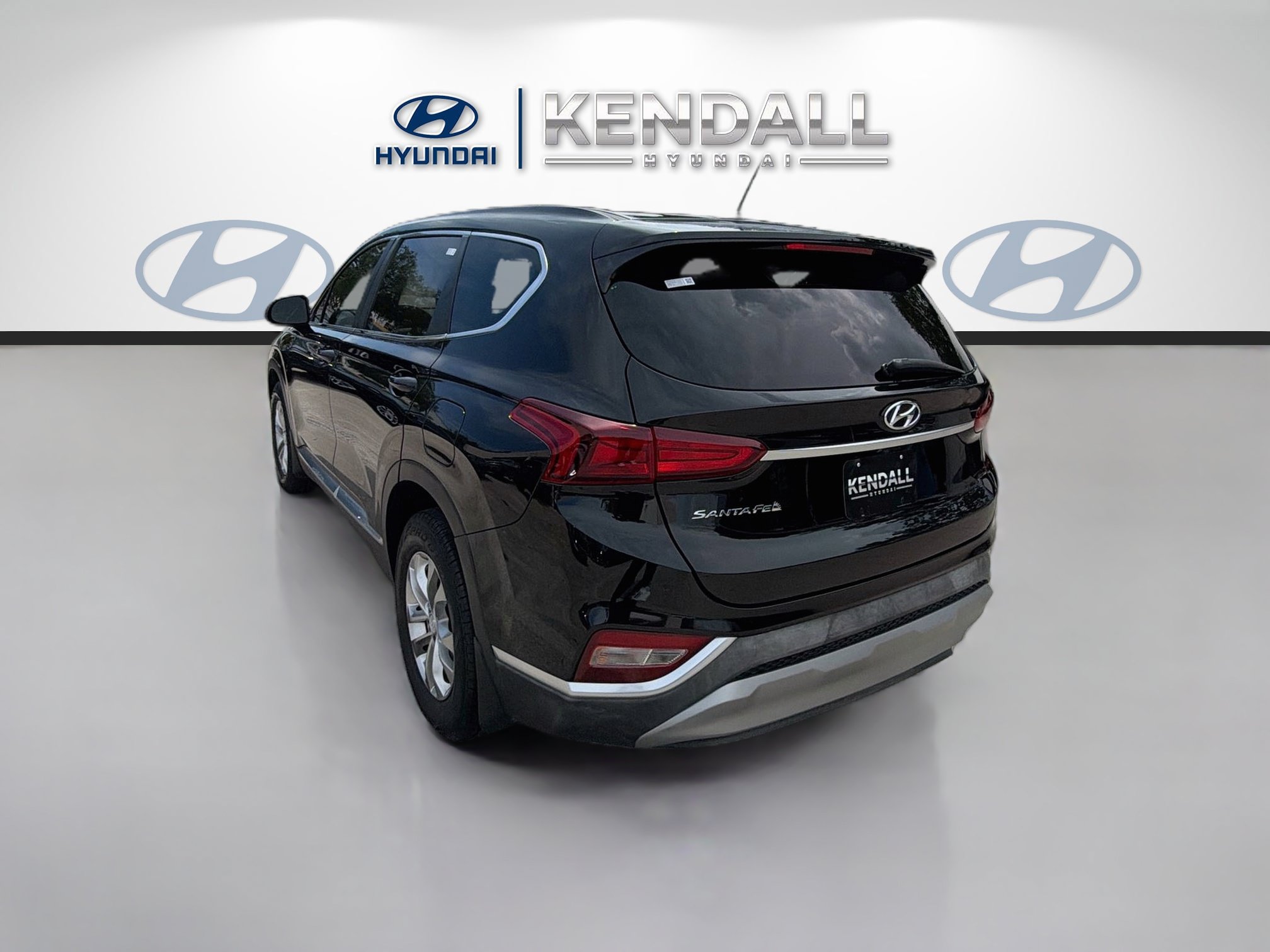 Used 2020 Hyundai Santa Fe SE FWD image 4