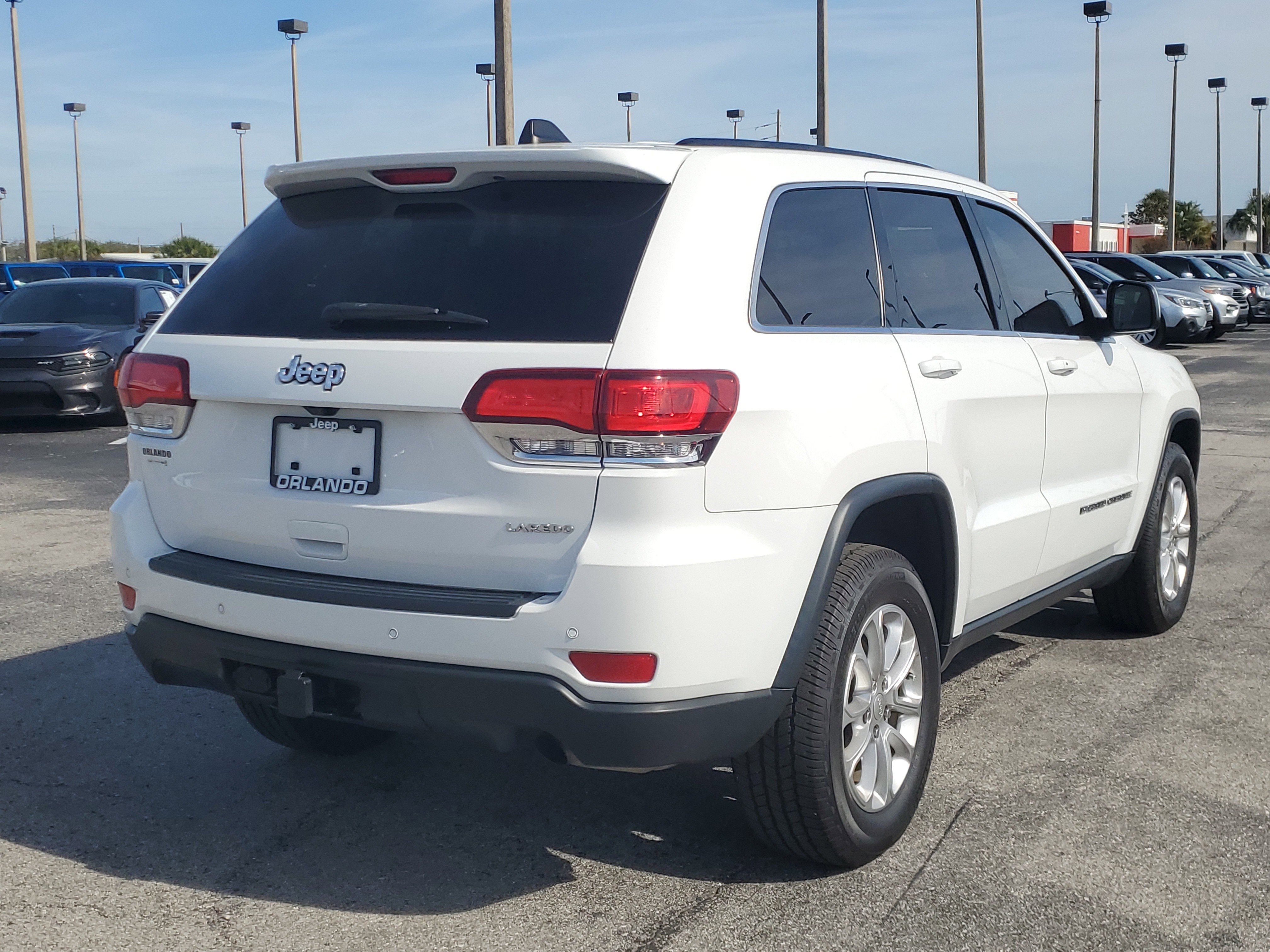 Used 2022 Jeep Grand Cherokee Laredo X image 8