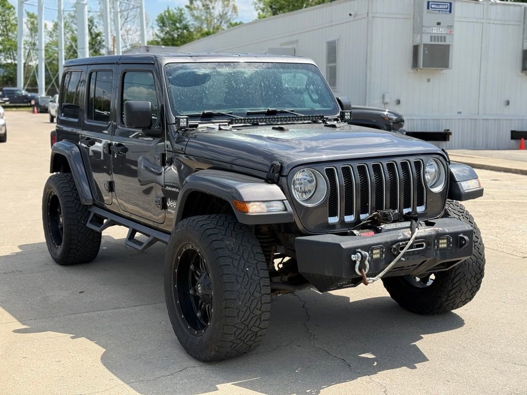 Used 2018 Jeep Wrangler Unlimited Sahara AWD/4WD image 4