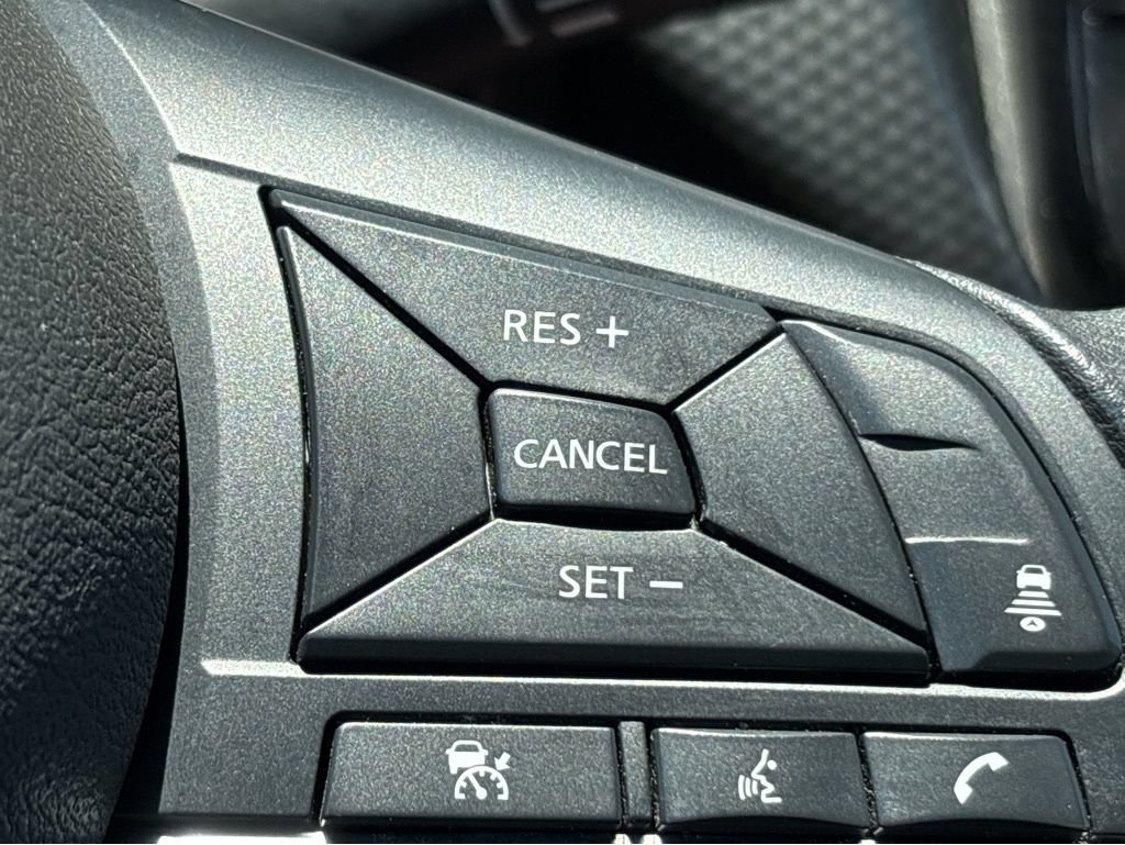 Used 2023 Nissan Kicks SV FWD image 15