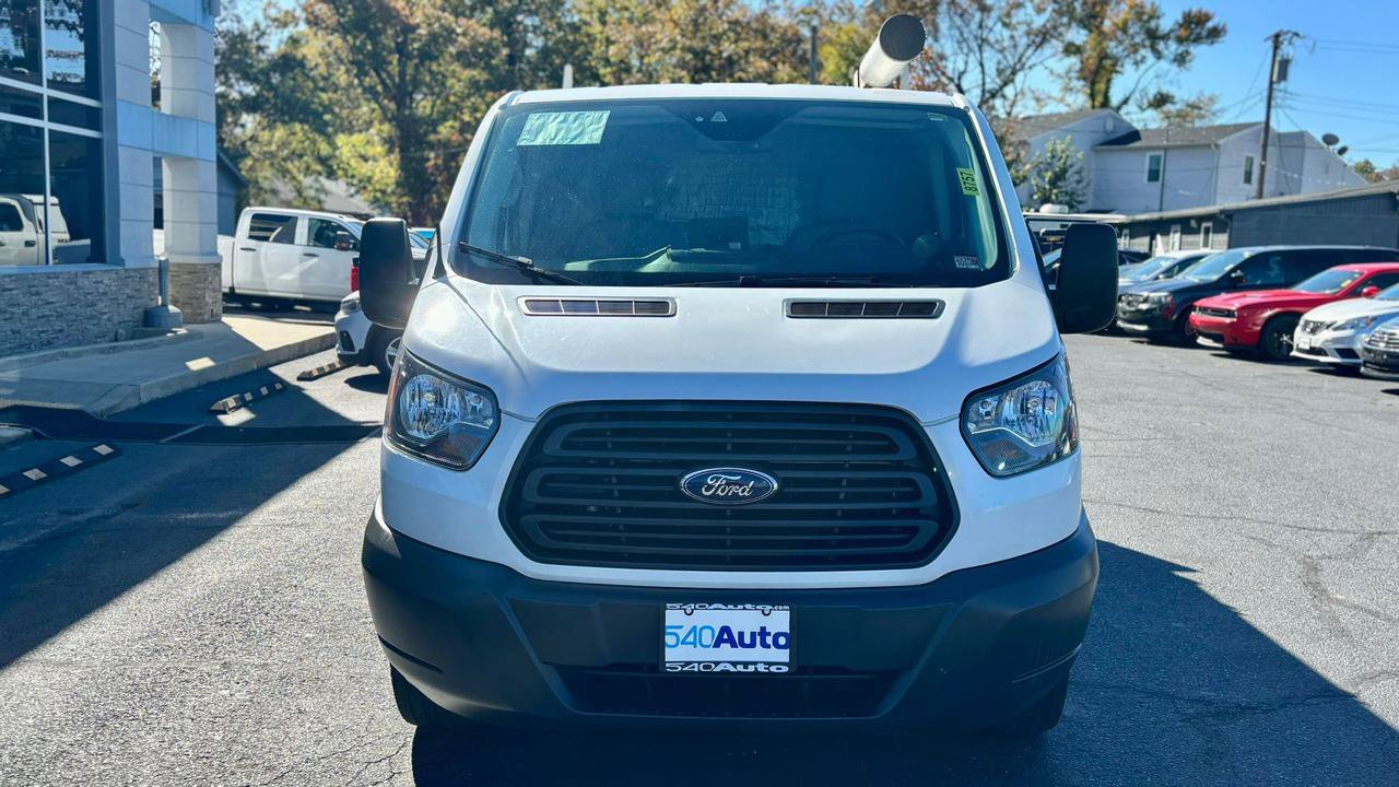 Used 2018 Ford Transit 250 130 Low Roof RWD image 2