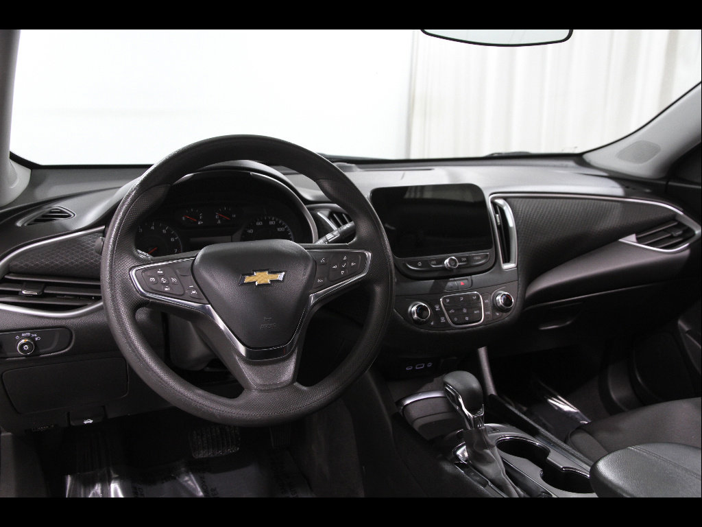 Used 2024 Chevrolet Malibu LT FWD image 6