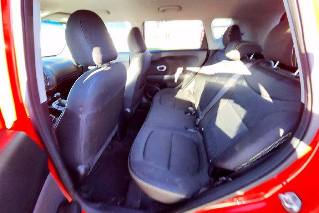 Used 2016 Kia Soul + FWD image 21