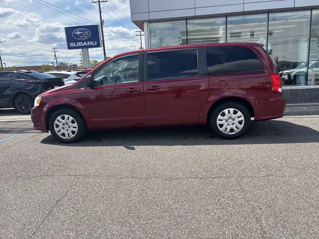 Used 2018 Dodge Grand Caravan SE w/ UConnect Hands-Free Group FWD image 7