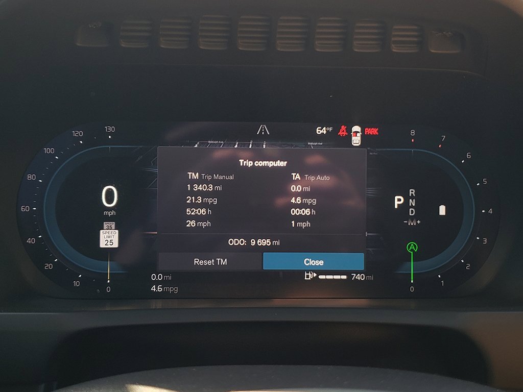 Used 2025 Volvo XC90 B6 Ultra w/ Protection Package image 30