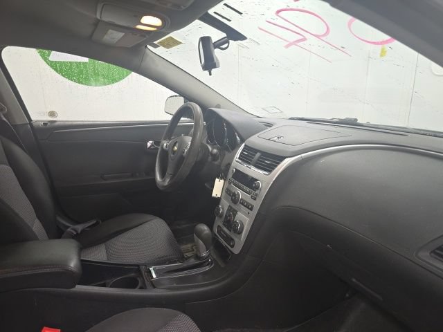 Used 2010 Chevrolet Malibu LT w/ Power Convenience Package FWD image 13