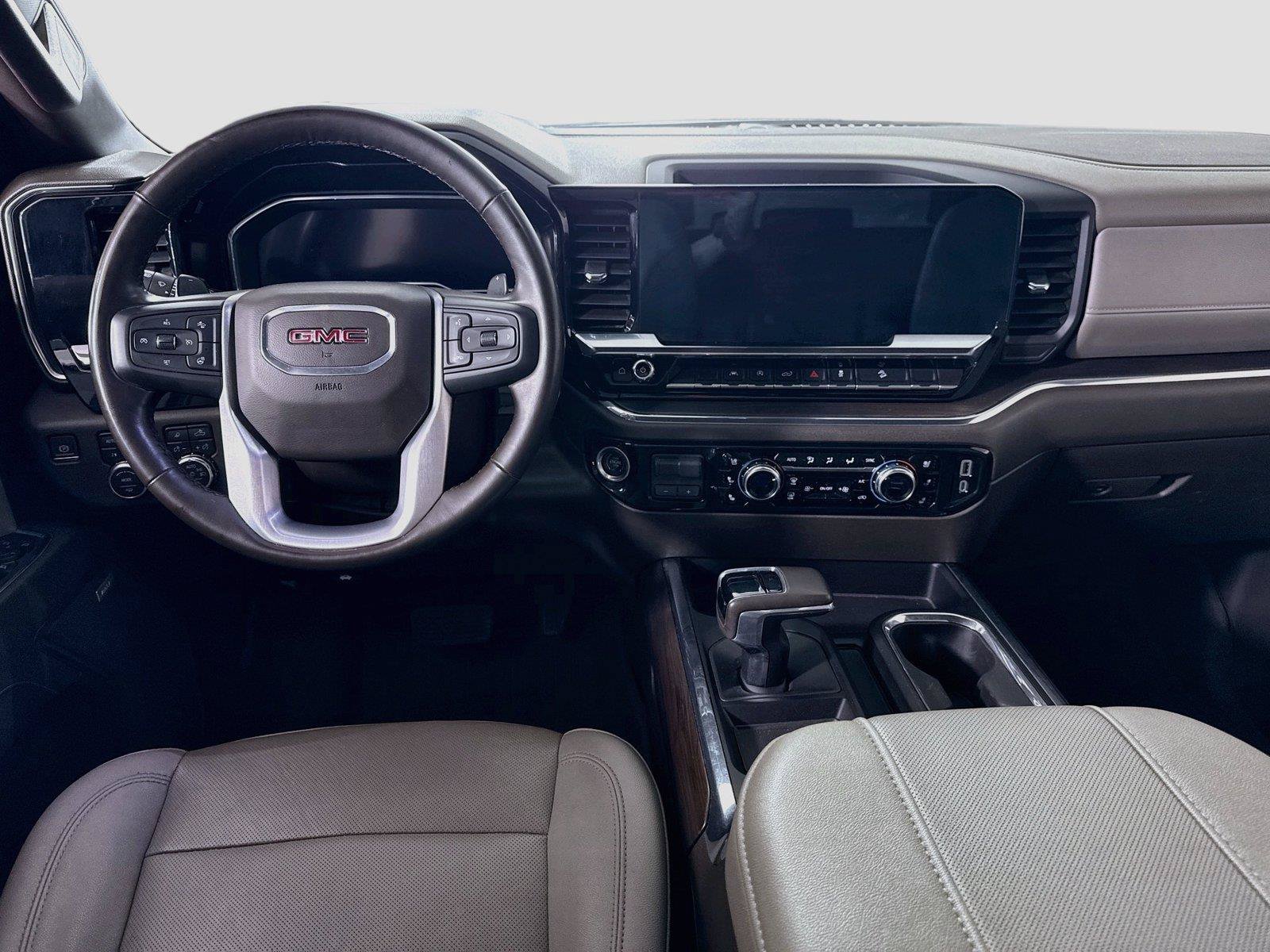 Used 2024 GMC Sierra 1500 SLT w/ SLT Premium Package AWD/4WD image 2
