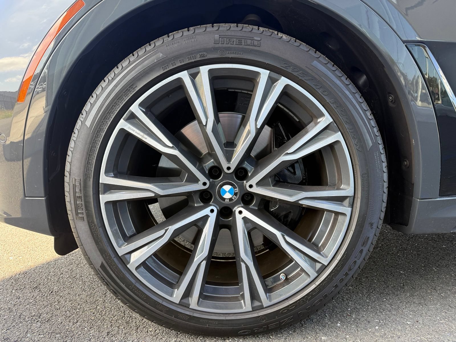 Used 2022 BMW X7 M50i AWD/4WD image 12