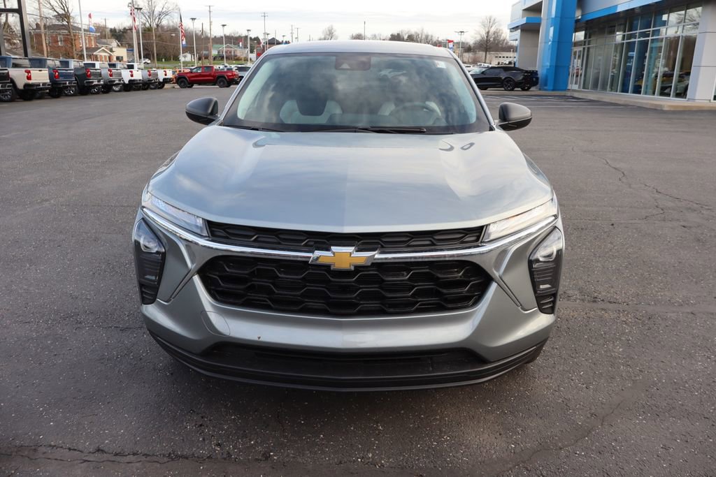 New 2026 Chevrolet Trax LS w/ Driver Confidence Package image 23
