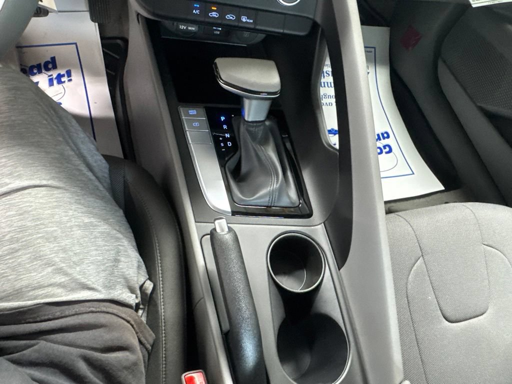 New 2026 Hyundai Elantra SE FWD image 15