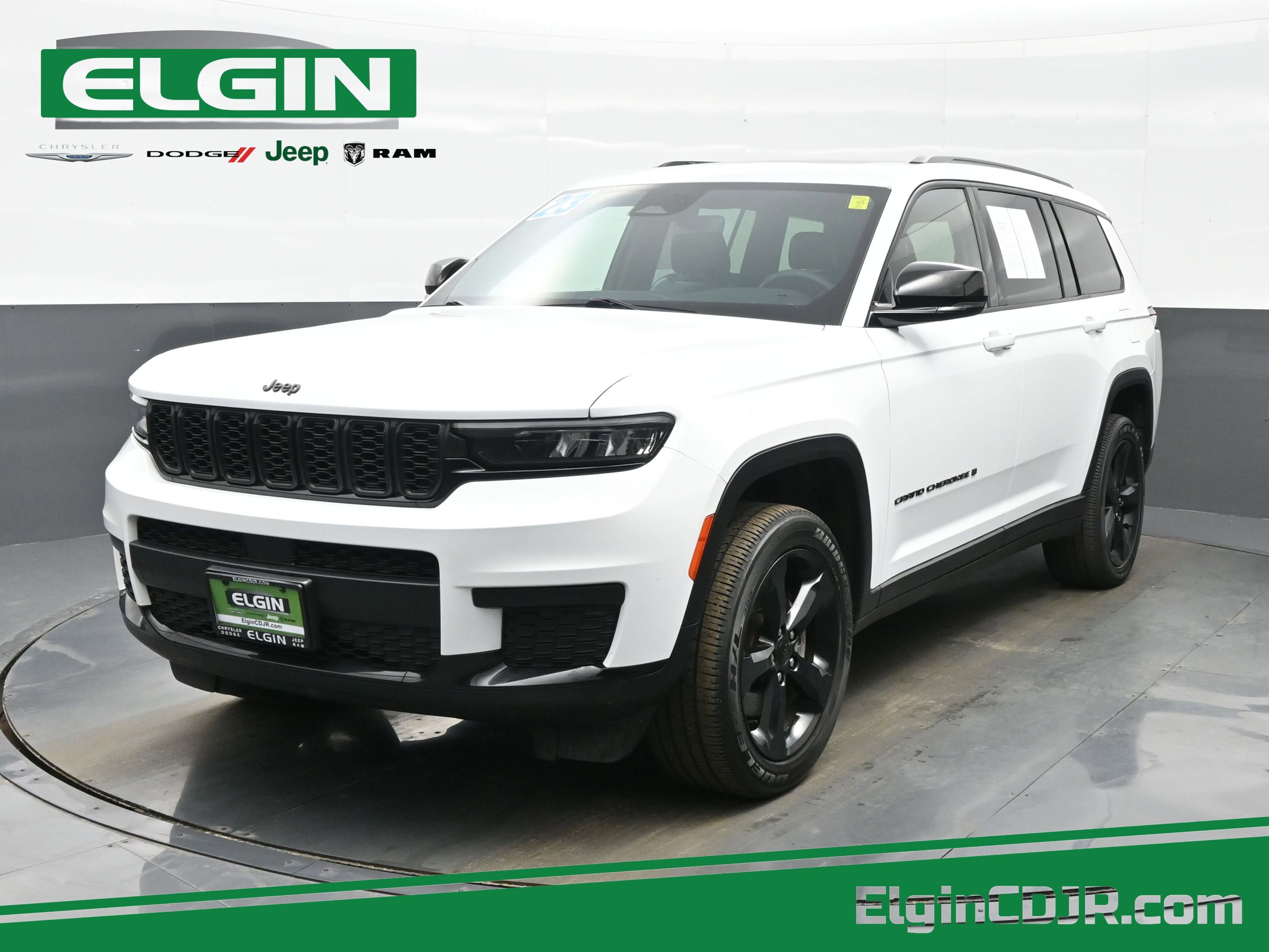 Used 2023 Jeep Grand Cherokee L Laredo image 1