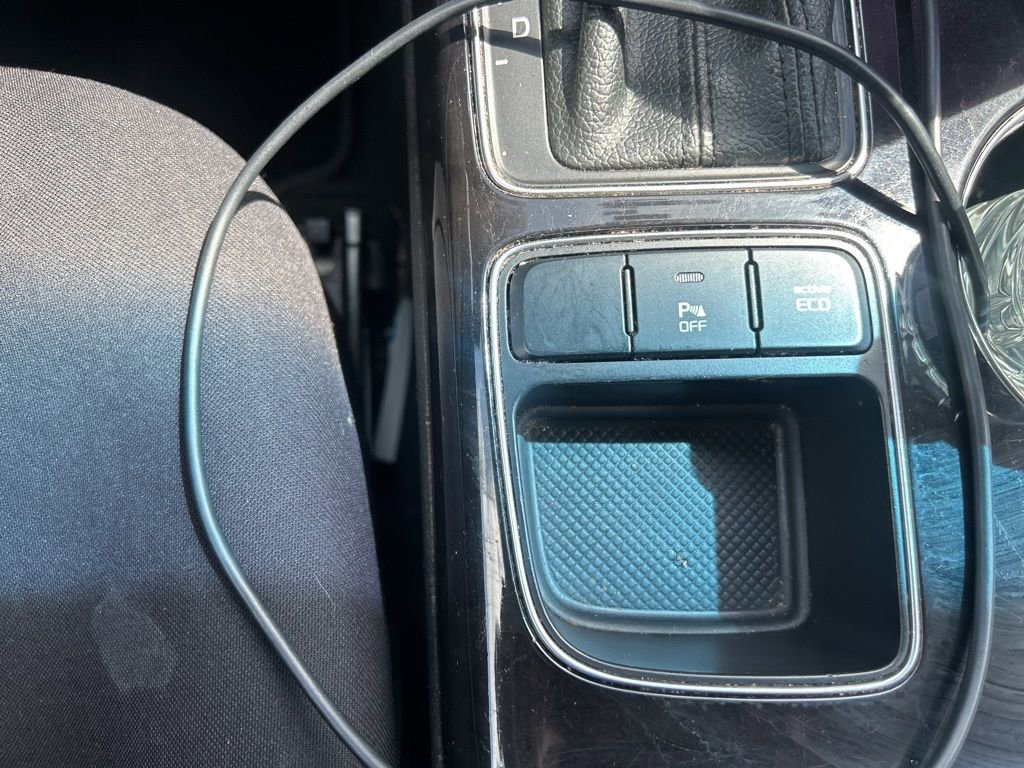 Used 2015 Kia Sorento LX image 16