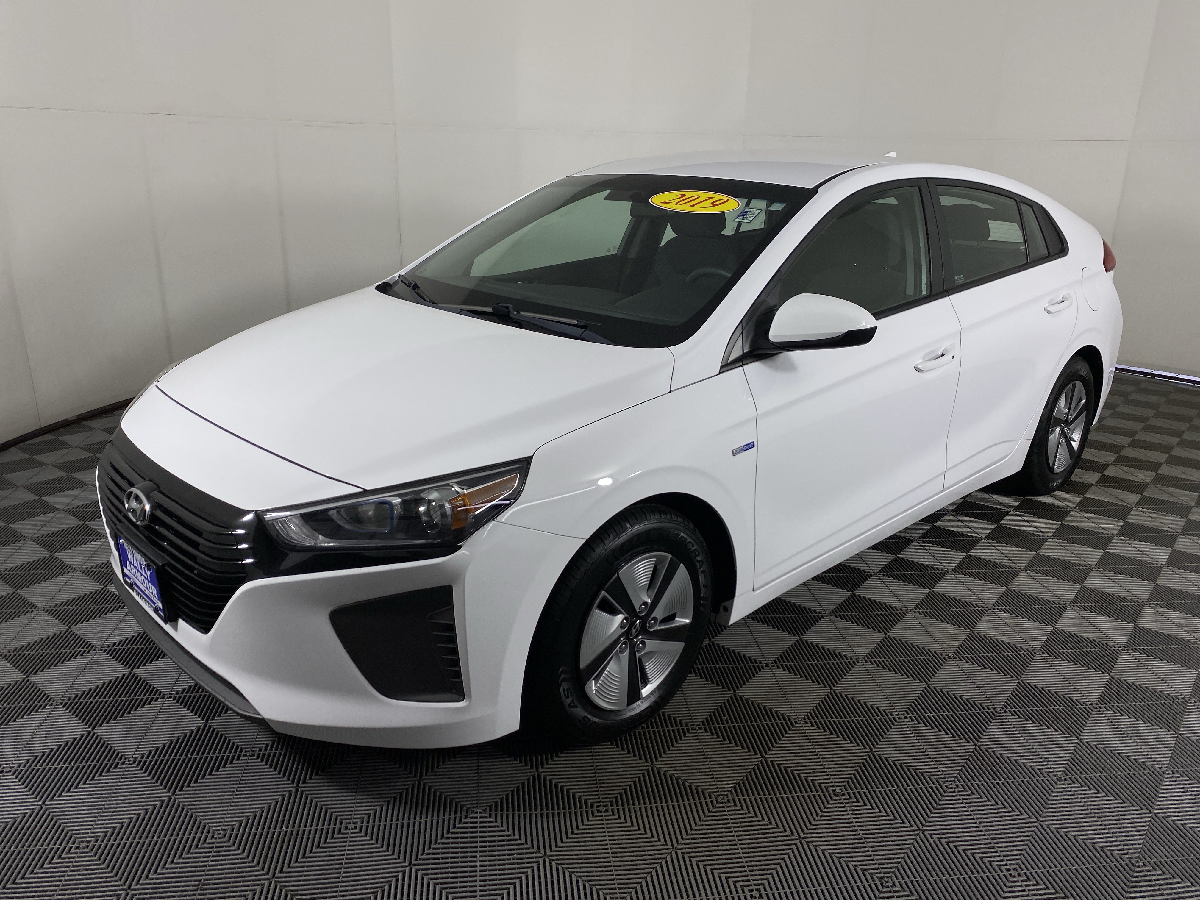Used 2019 Hyundai Ioniq Blue FWD image 9