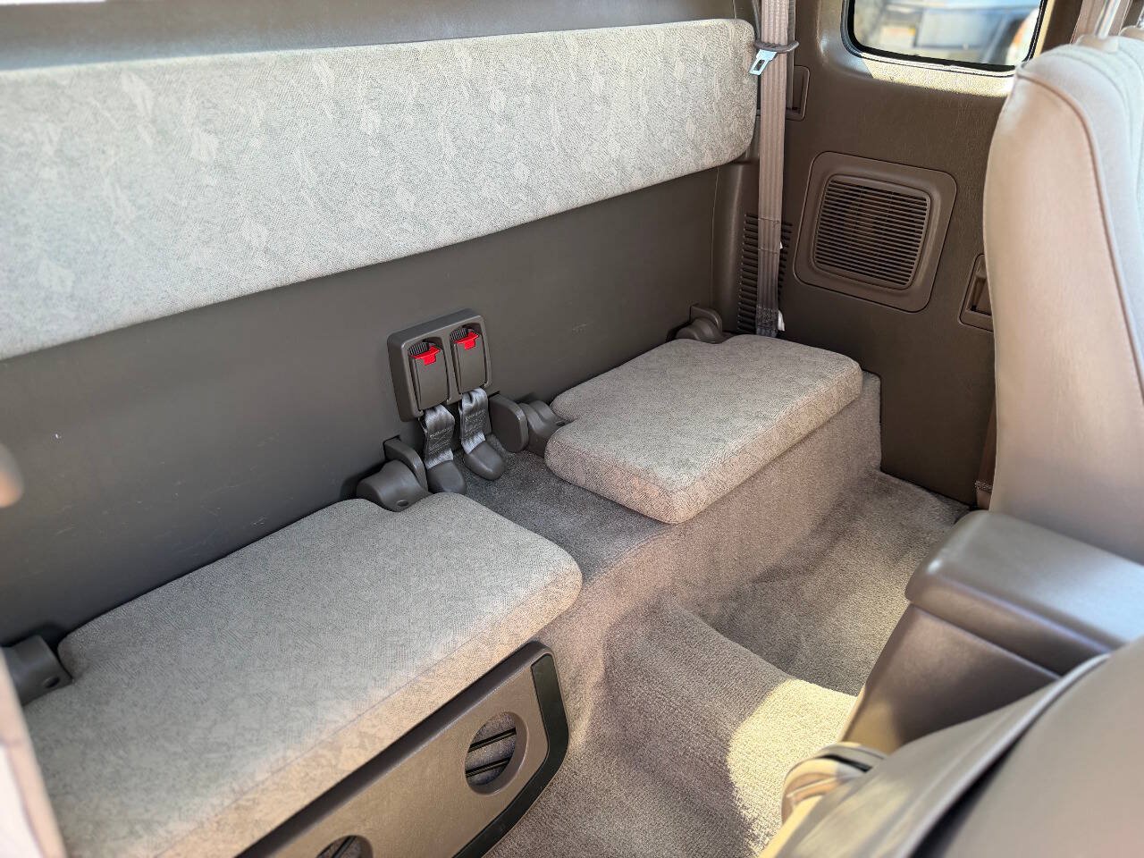 Used 2000 Toyota Tacoma PreRunner w/ Value Pkg RWD image 15