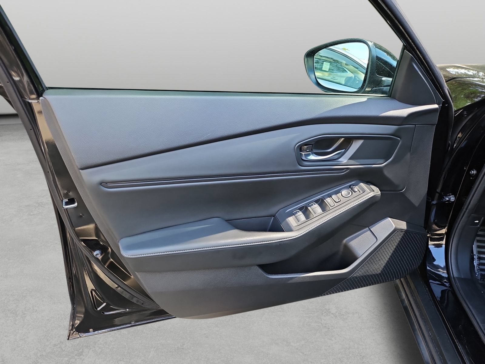 Used 2023 Honda Accord Sport image 34