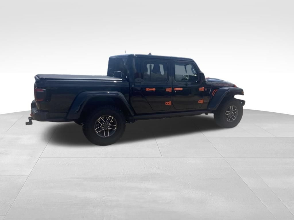 Used 2025 Jeep Gladiator Mojave AWD/4WD image 13