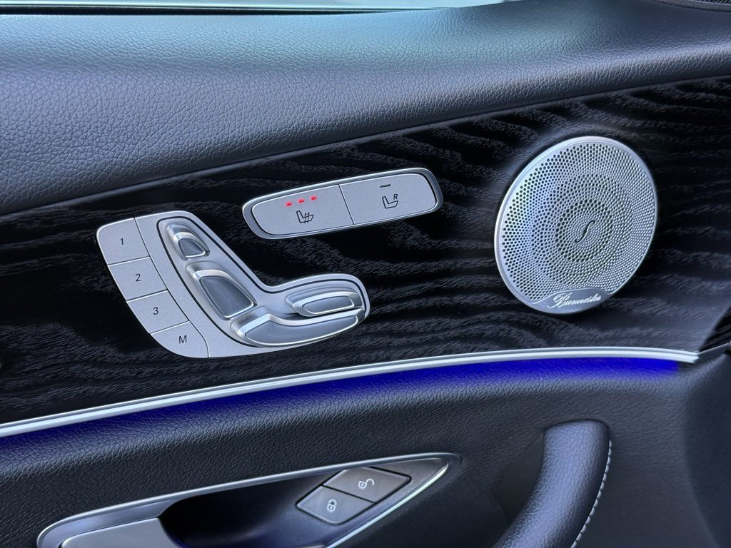 Used 2020 Mercedes-Benz E 350 4MATIC Sedan image 4