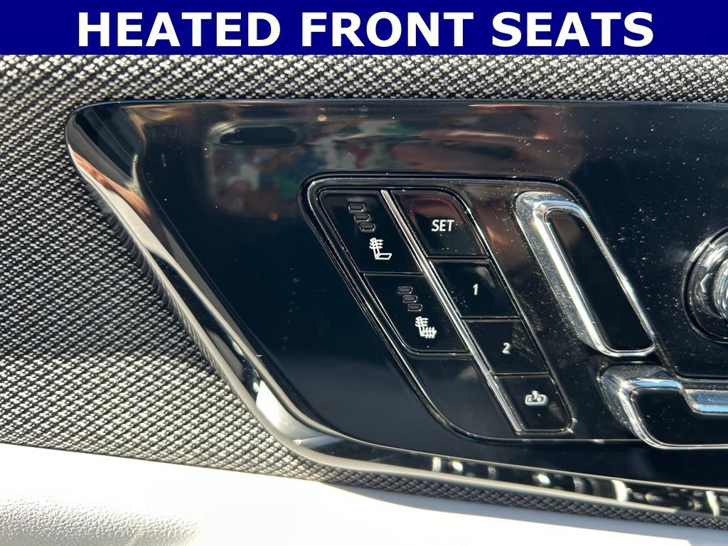 Used 2025 Cadillac Optiq Luxury 1 AWD/4WD image 6
