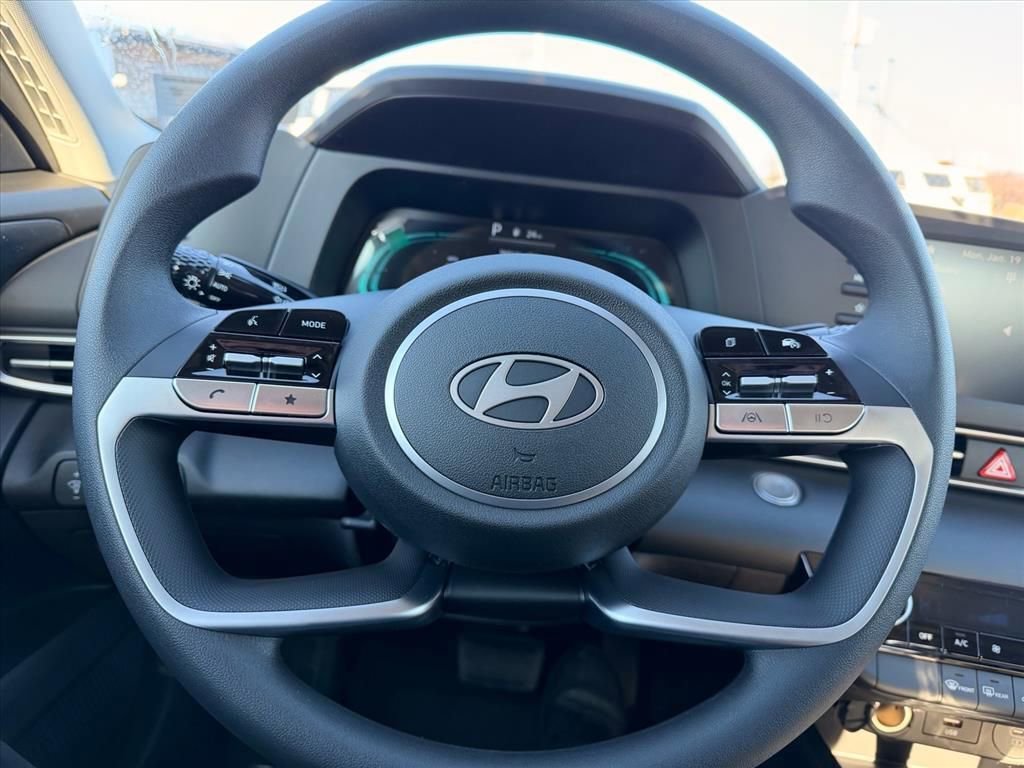 New 2026 Hyundai Elantra Blue image 13