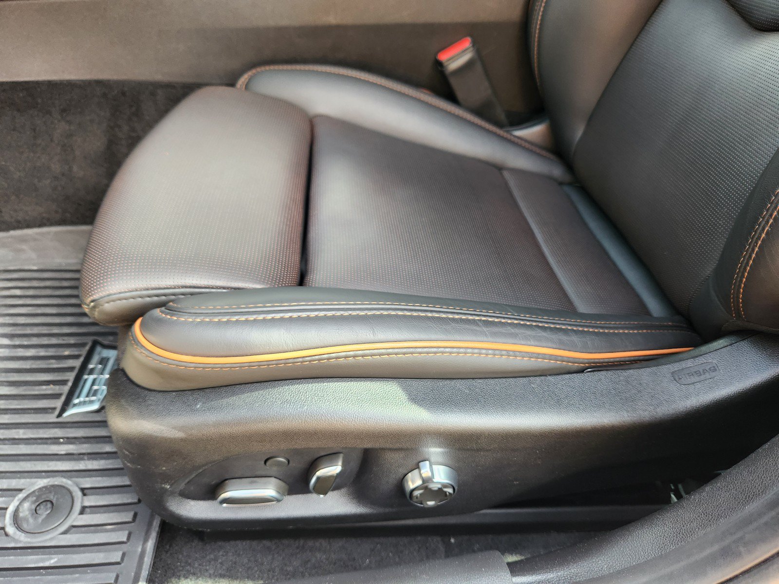 Certified 2023 Cadillac CT4 Sport RWD image 21